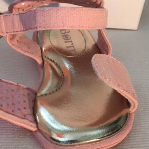Born Kids Shoes - Little Kids Size 5 - Picture 4 of 4